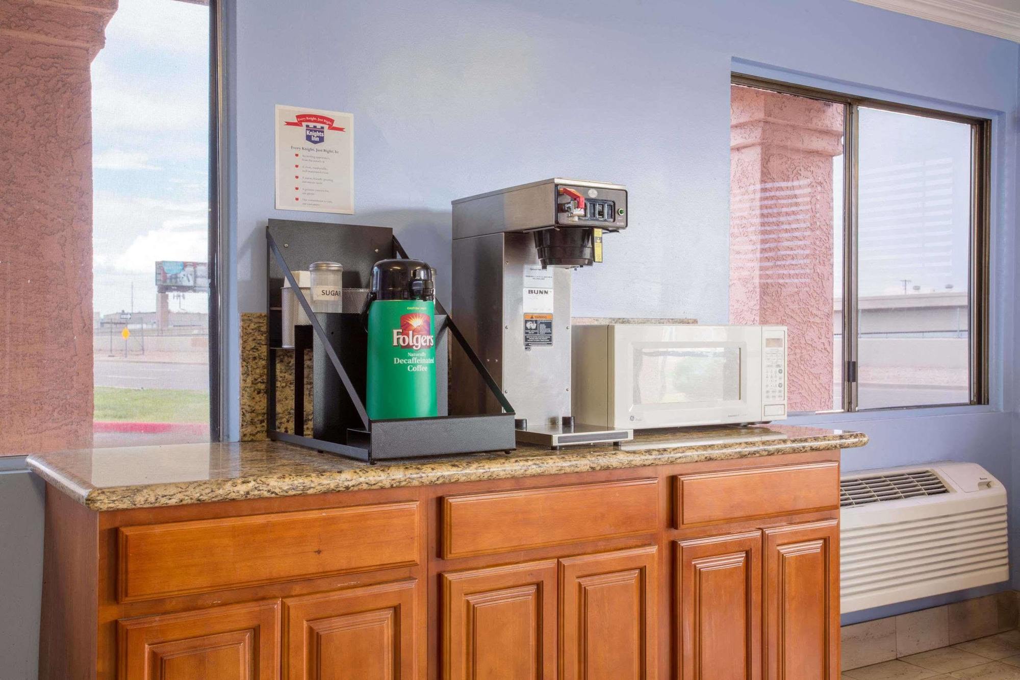 Knights Inn Phoenix At N Black Canyon Hwy Ngoại thất bức ảnh